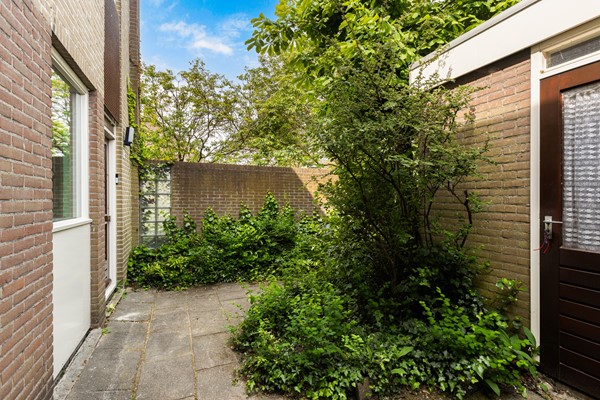 Medium property photo - Domela Nieuwenhuisstraat 14, 3354 AE Papendrecht